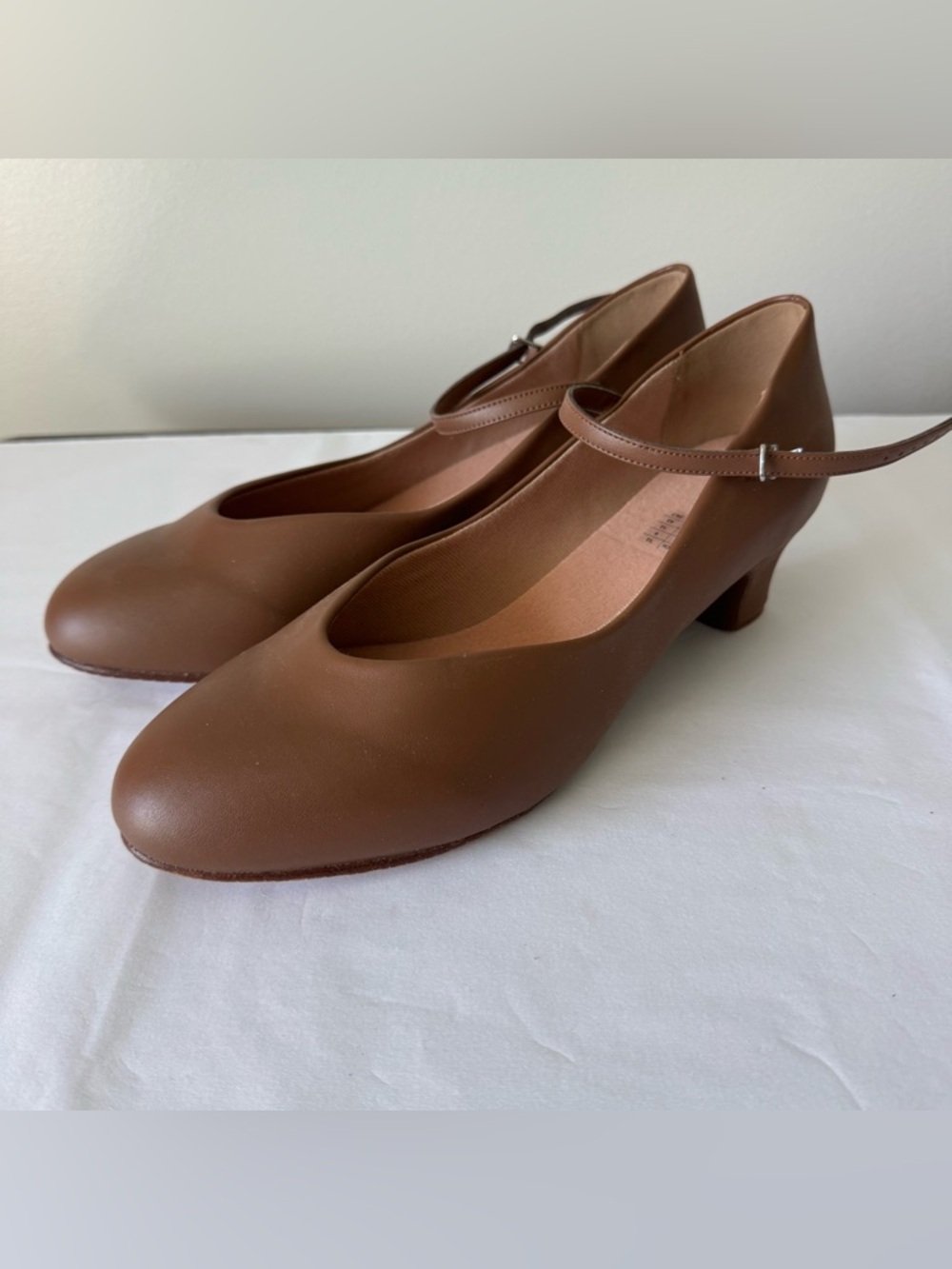 NEW! BLOCH Size 12 Women’s Wide Brown Character Theater Dance Shoes - 12W